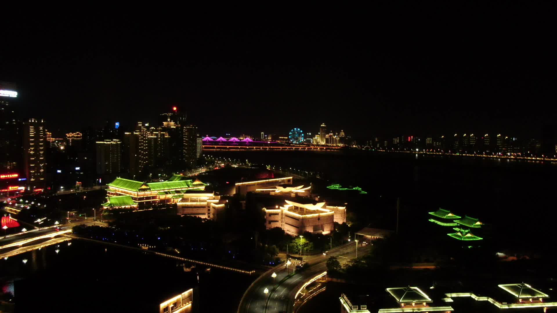 4K航拍江西省图书馆夜景视频的预览图
