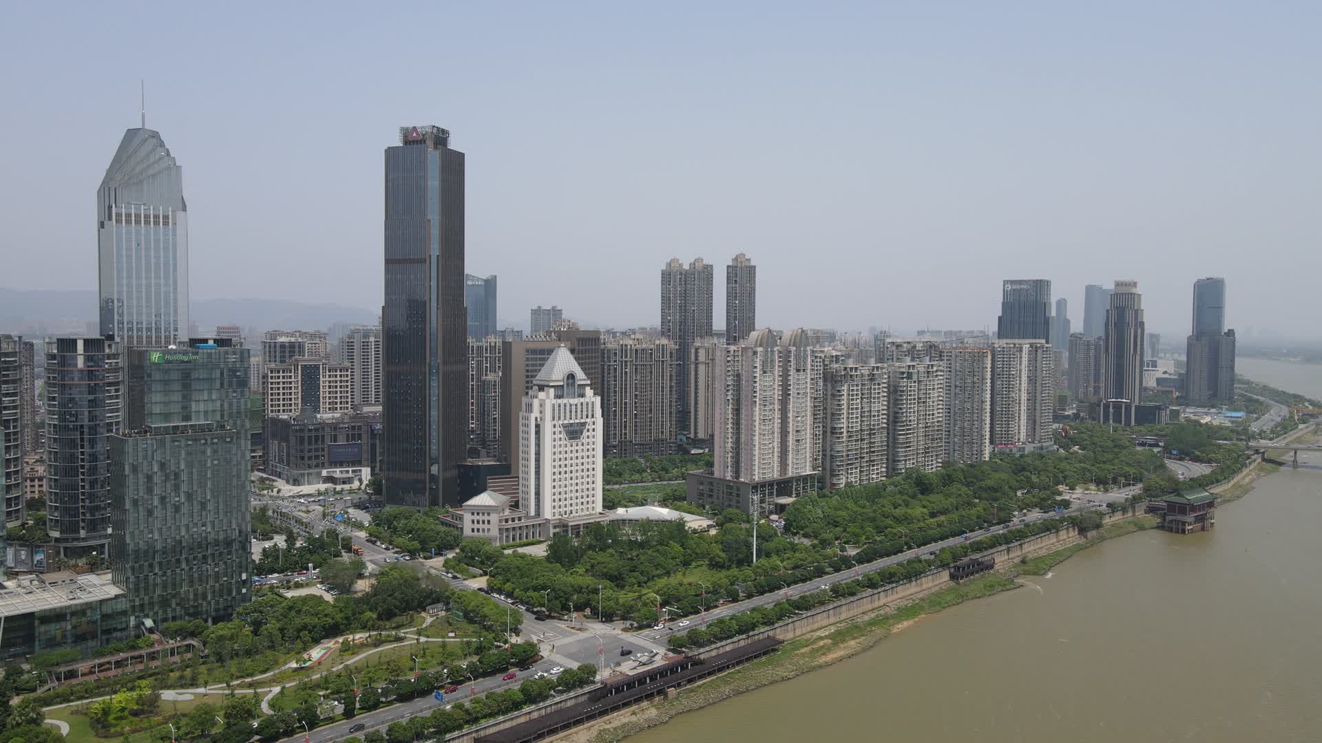 江西南昌城市高楼建筑航拍视频的预览图