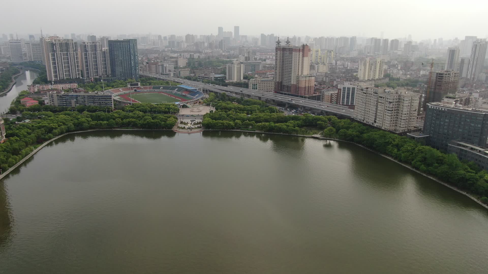 南昌青山湖风景区航拍视频的预览图