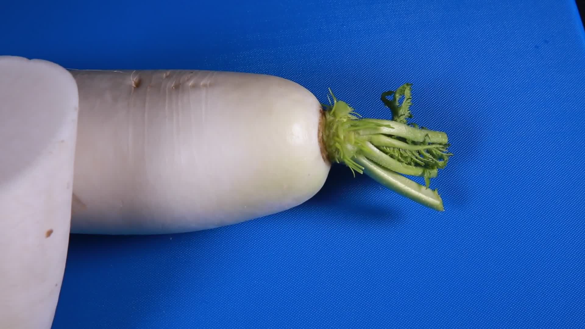 白萝卜切萝卜片视频的预览图