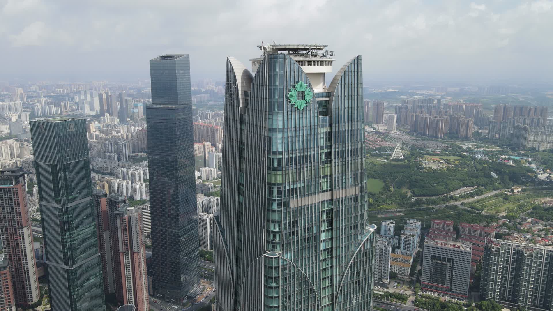 广西南宁五象新区高楼建筑航拍视频的预览图