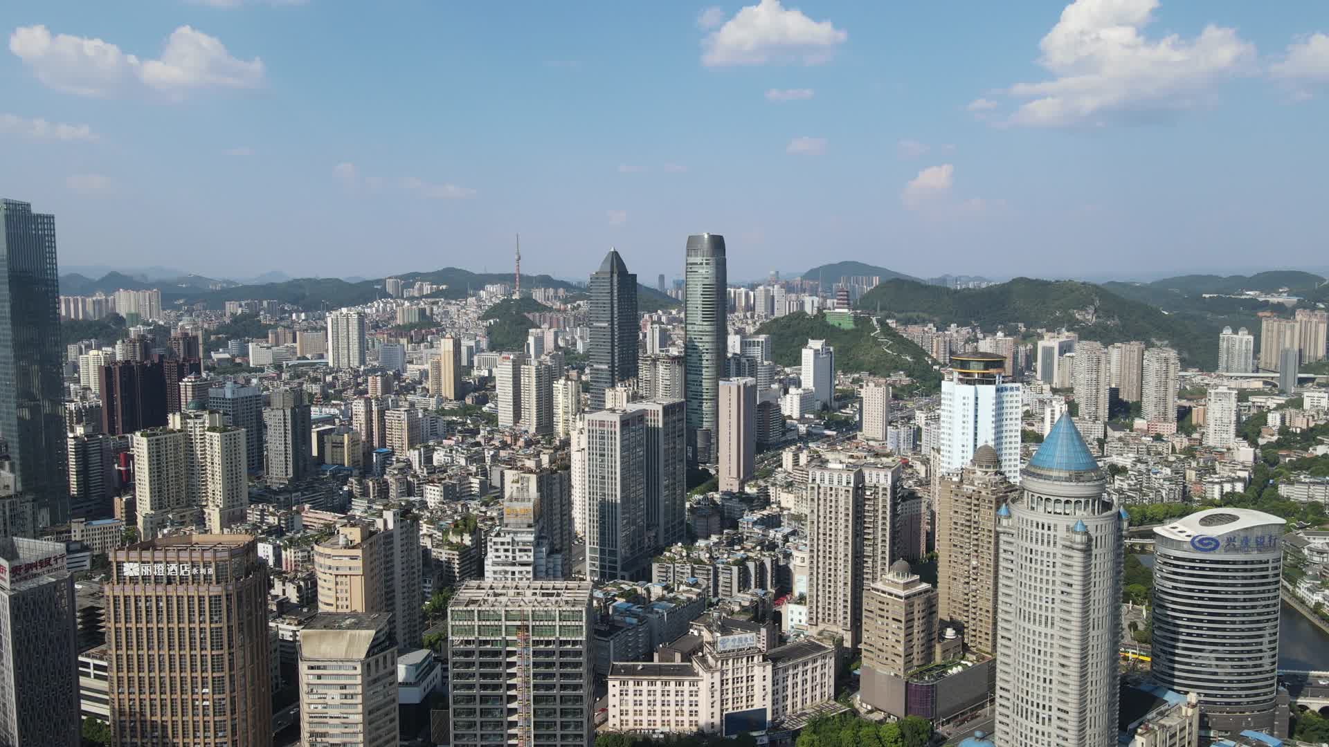 贵州贵阳城市风光航拍视频的预览图