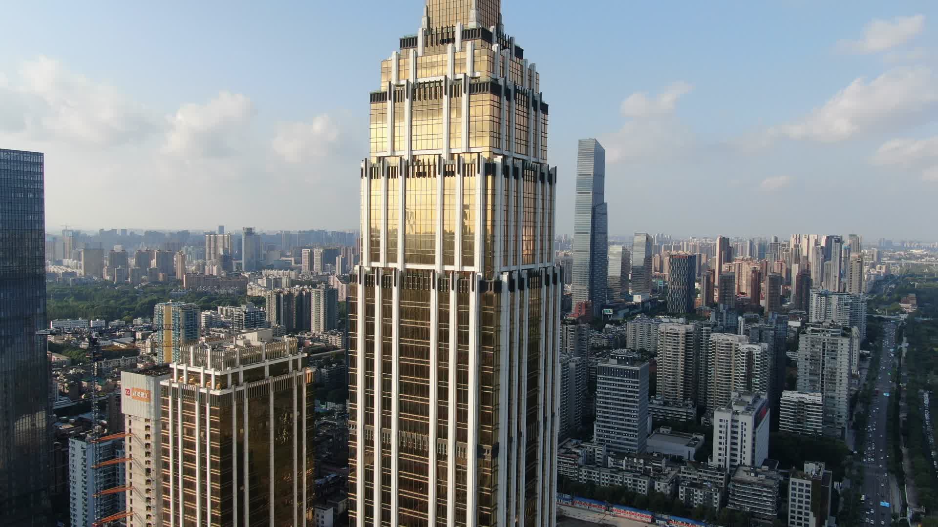 湖北武汉汉口城市高楼CBD建筑航拍视频的预览图