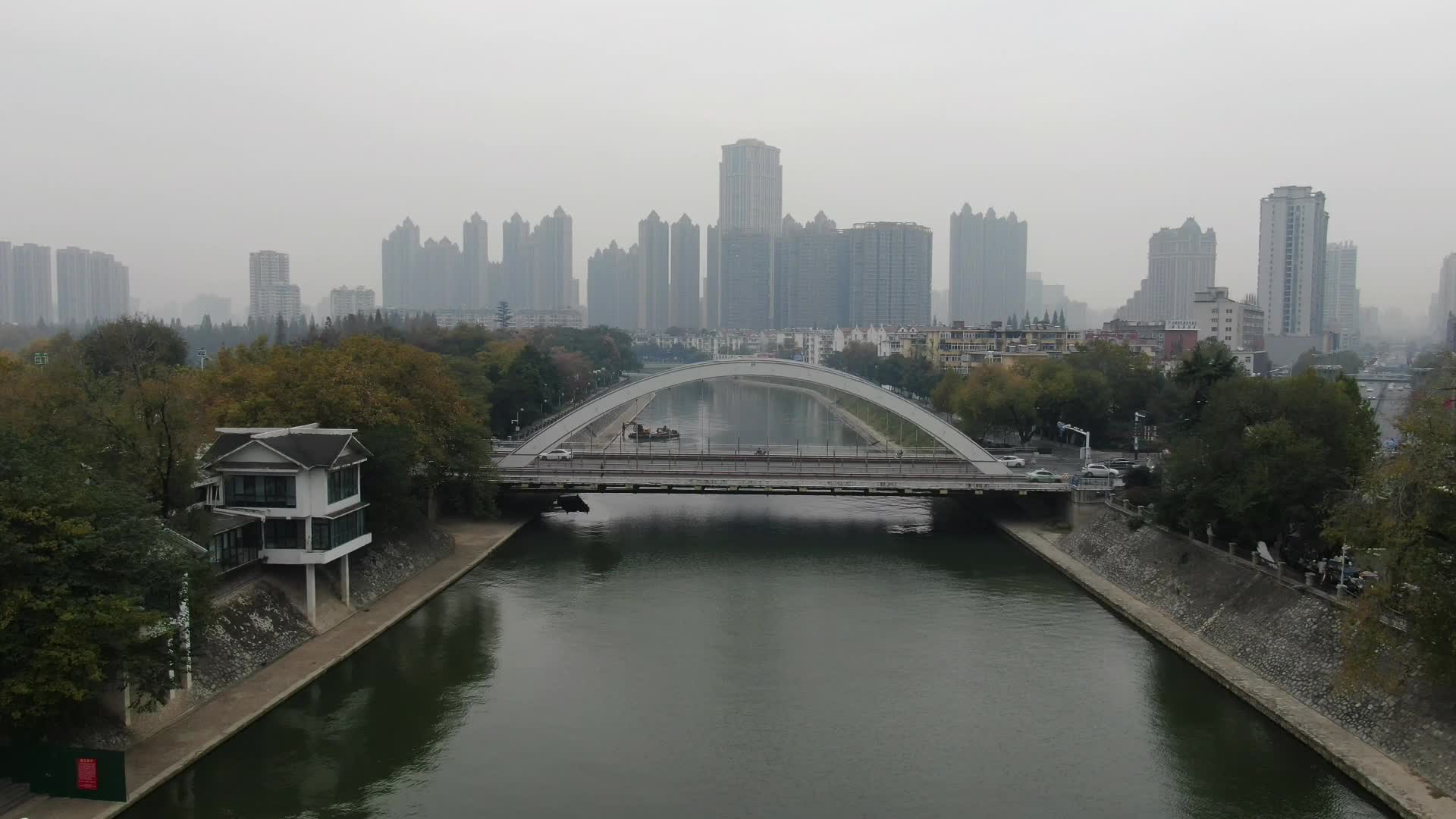 航拍安徽合肥淝河大桥视频的预览图