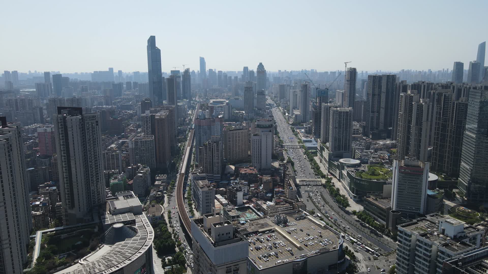 湖北武汉城市交通航拍视频的预览图