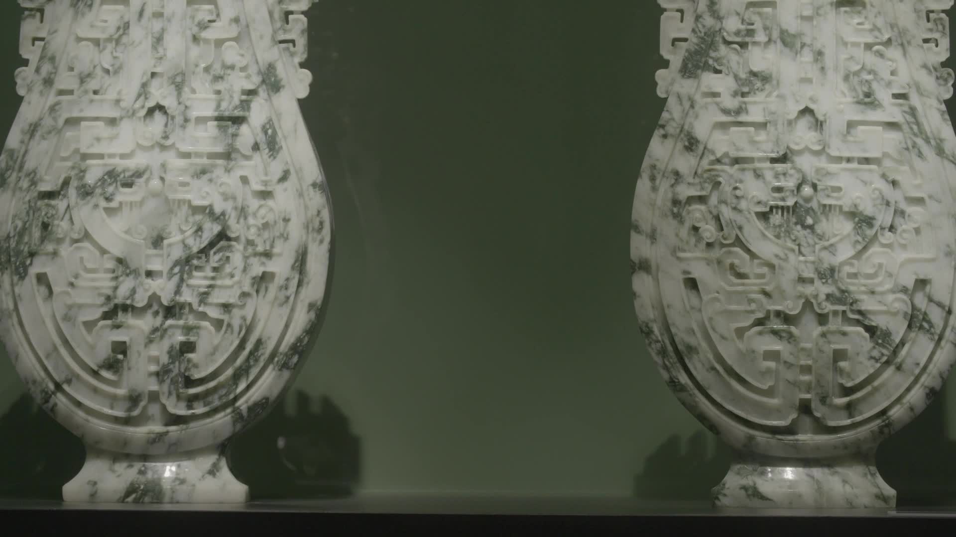 玉雕素活雕刻作品LOG视频的预览图