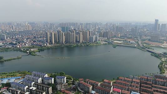 湖南岳阳东湖风景区航拍视频的预览图
