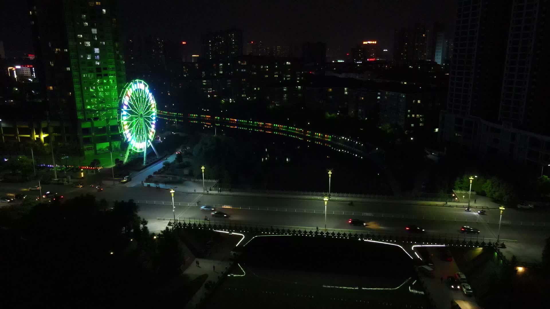 航拍三线城市夜景灯光视频的预览图
