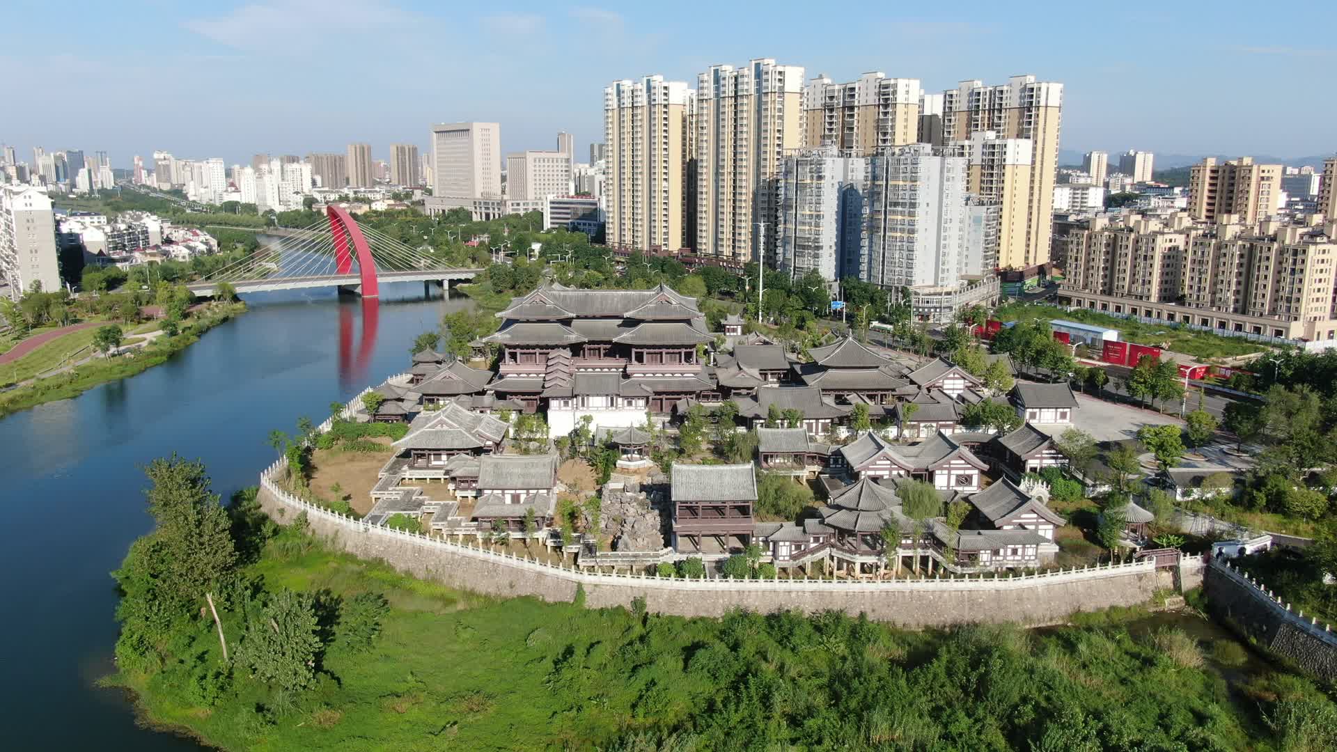 湖北咸宁城市风光地标建筑航拍视频的预览图
