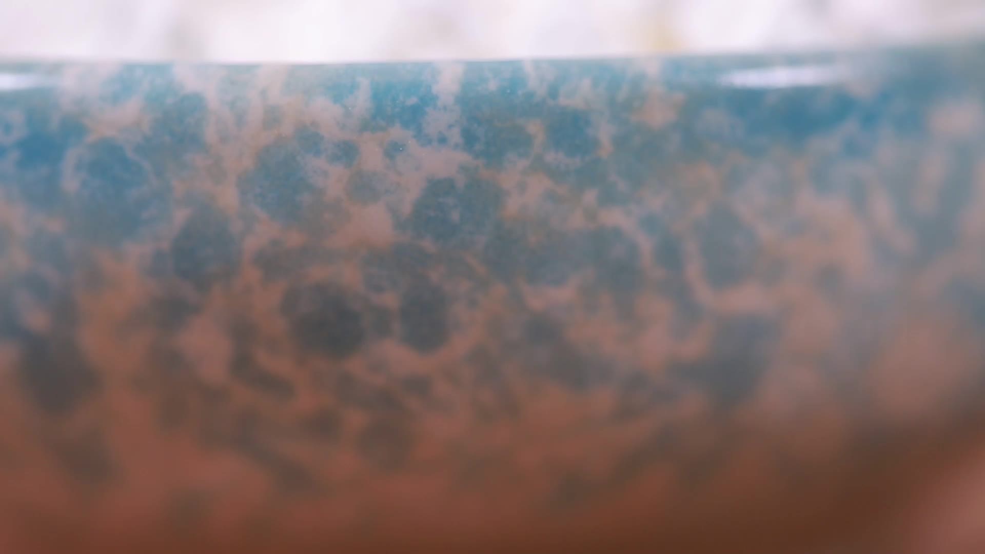 一碗淀粉澄粉面粉土豆粉视频的预览图