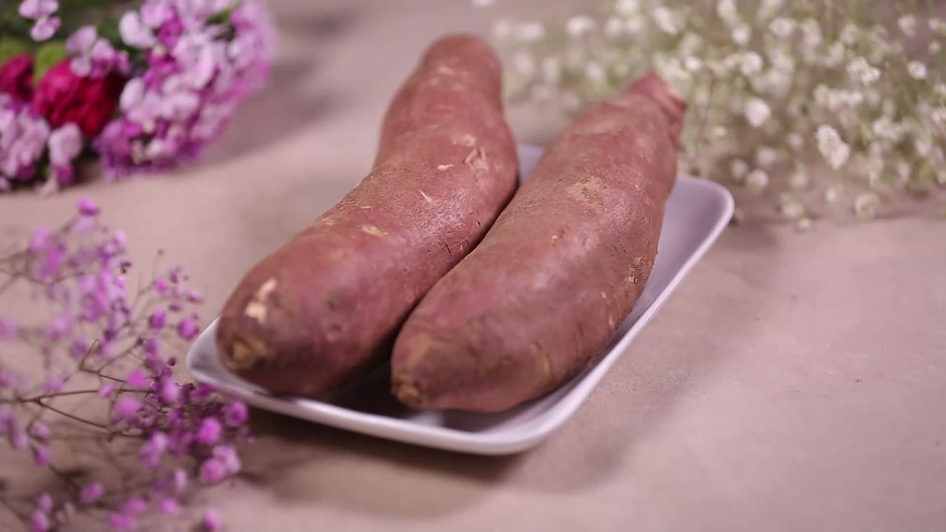 粗粮主食红薯白薯视频的预览图