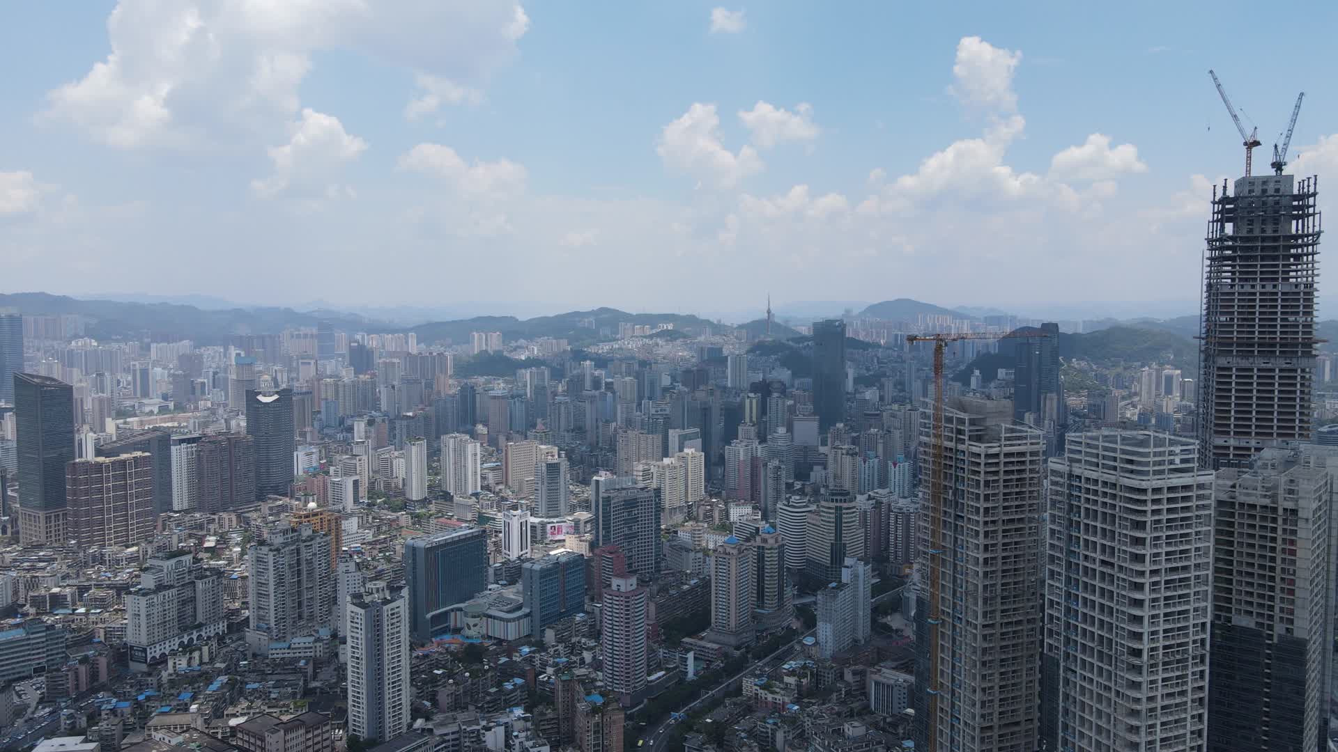 贵州贵阳城市地标建筑航拍视频的预览图