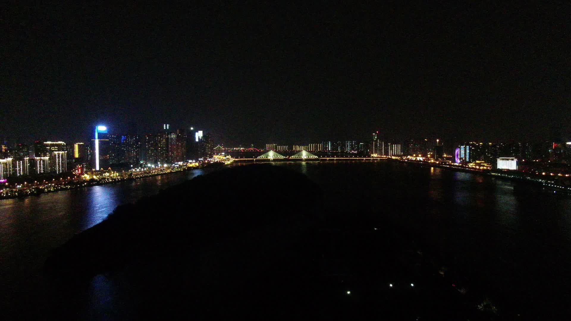航拍湖南长沙城市夜景视频的预览图