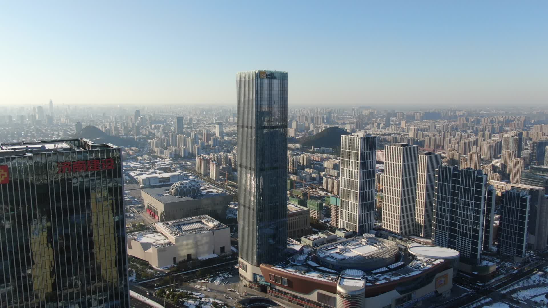 4K航拍山东济南城市风光视频的预览图