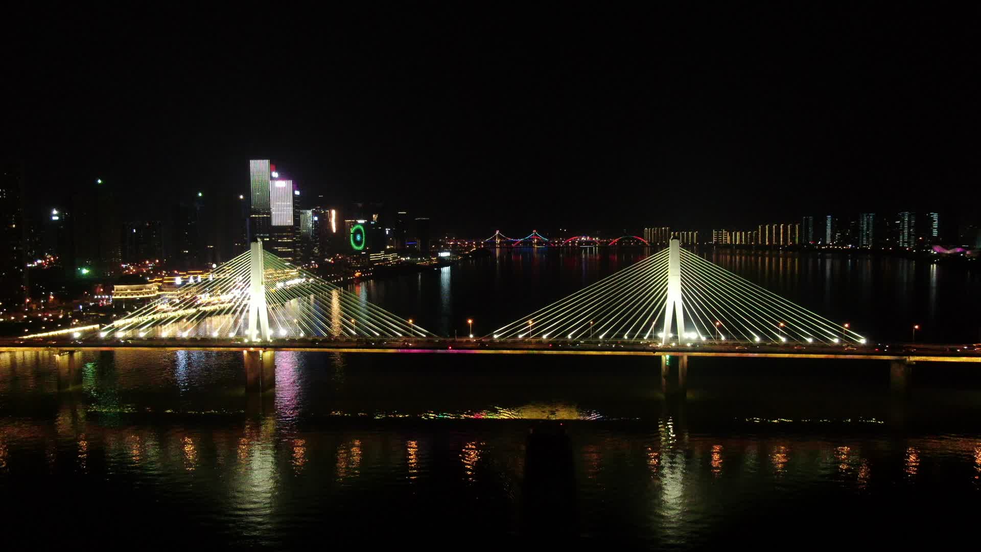 湖南长沙湘江橘子洲大桥夜景航拍视频的预览图