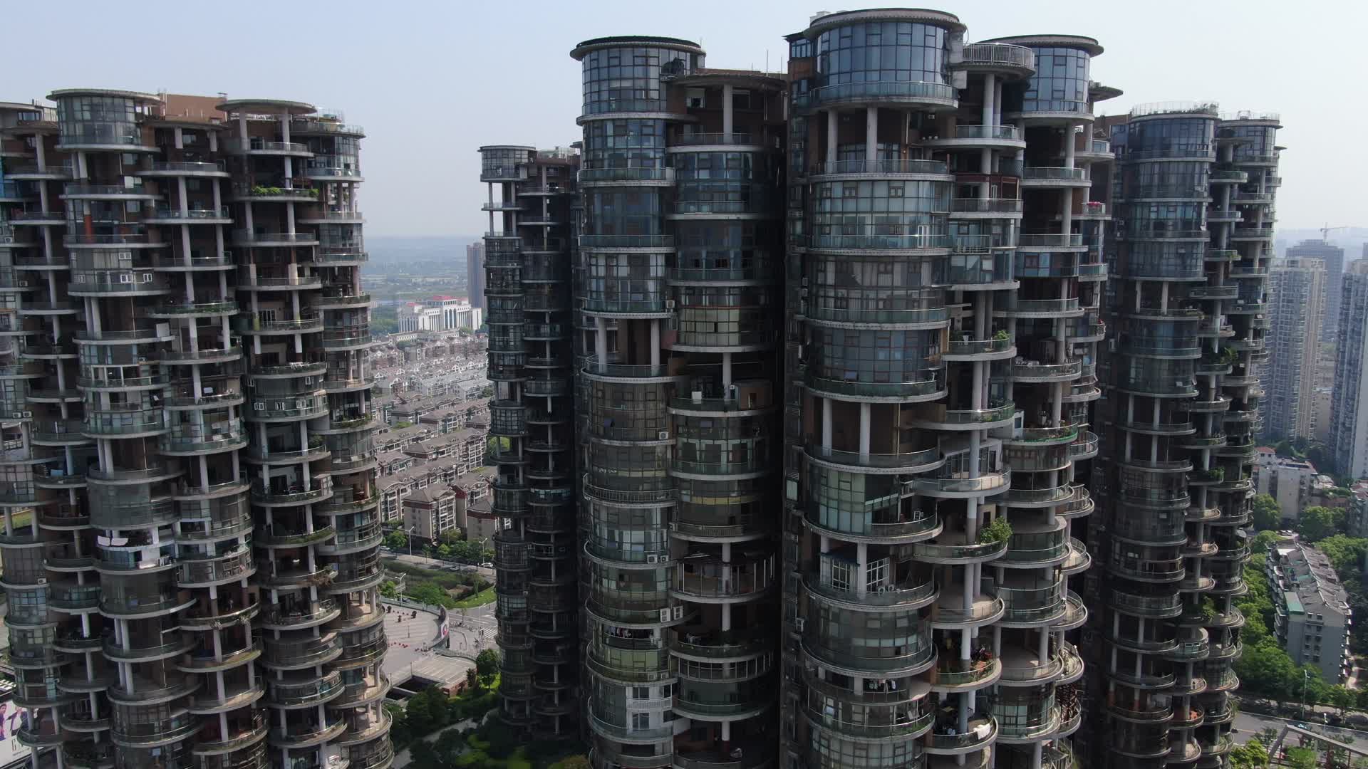 湖南长沙世界城高楼建筑航拍视频的预览图