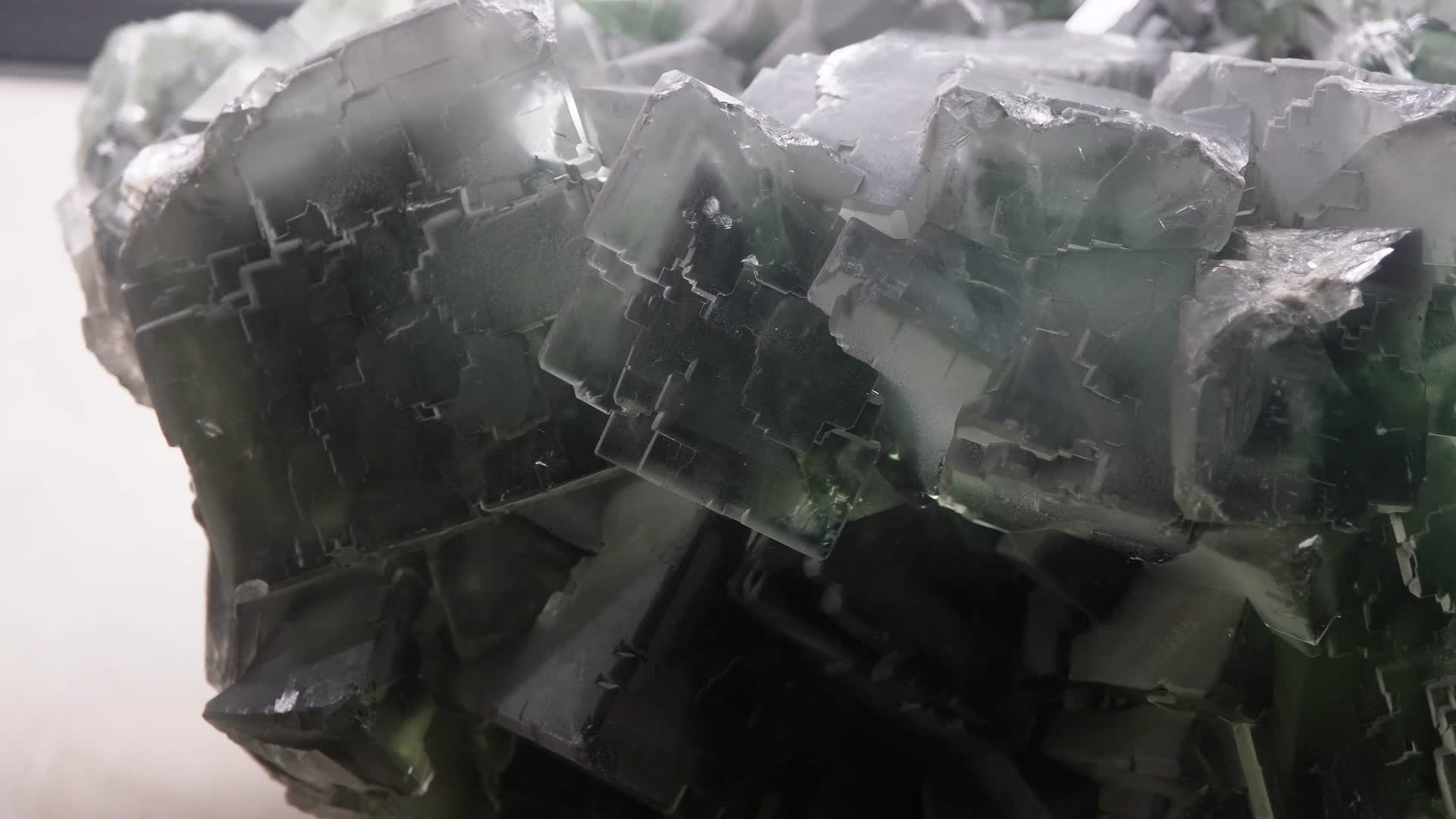 玉石籽料矿石水晶石料视频的预览图