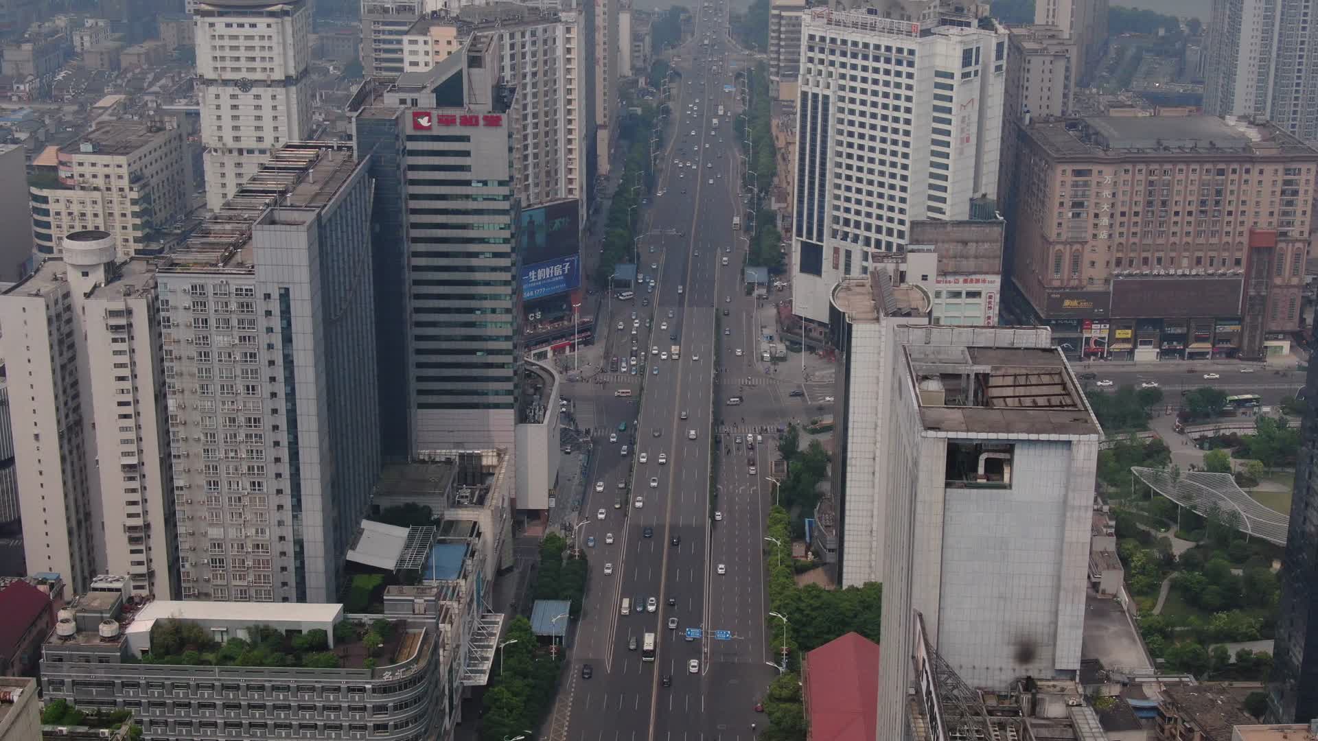 湖南长沙城市交通航拍视频的预览图