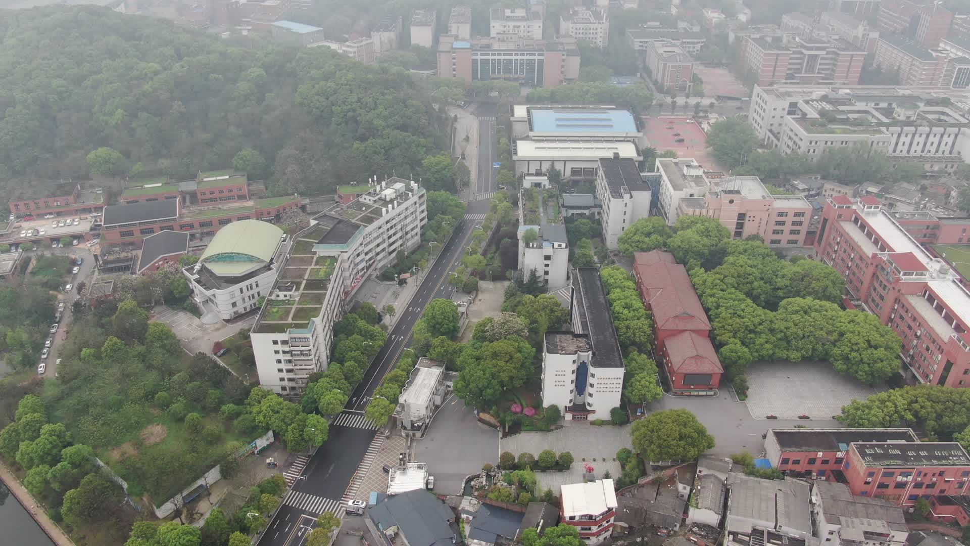 湖南师范大学校园环境航拍视频的预览图