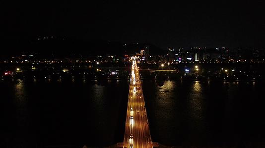 湖南长沙城市夜景交通航拍视频的预览图