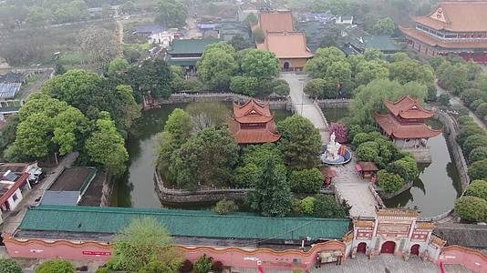 湖南长沙开福古寺古建筑航拍视频的预览图