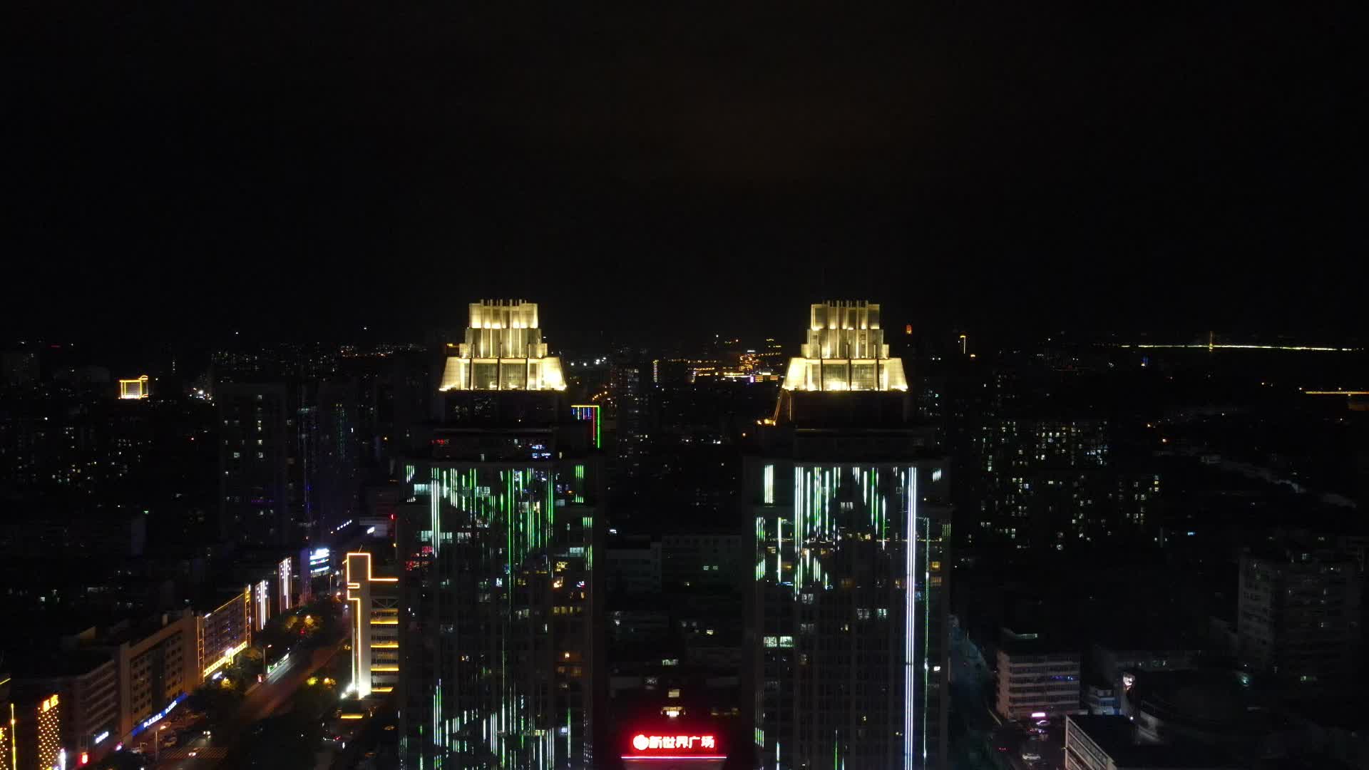 江西吉安城市夜景航拍视频的预览图