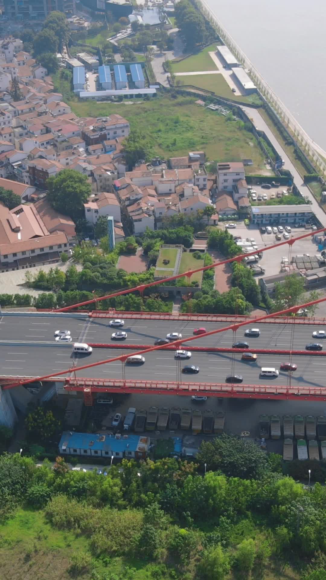 湖北武汉城市桥梁航拍视频的预览图