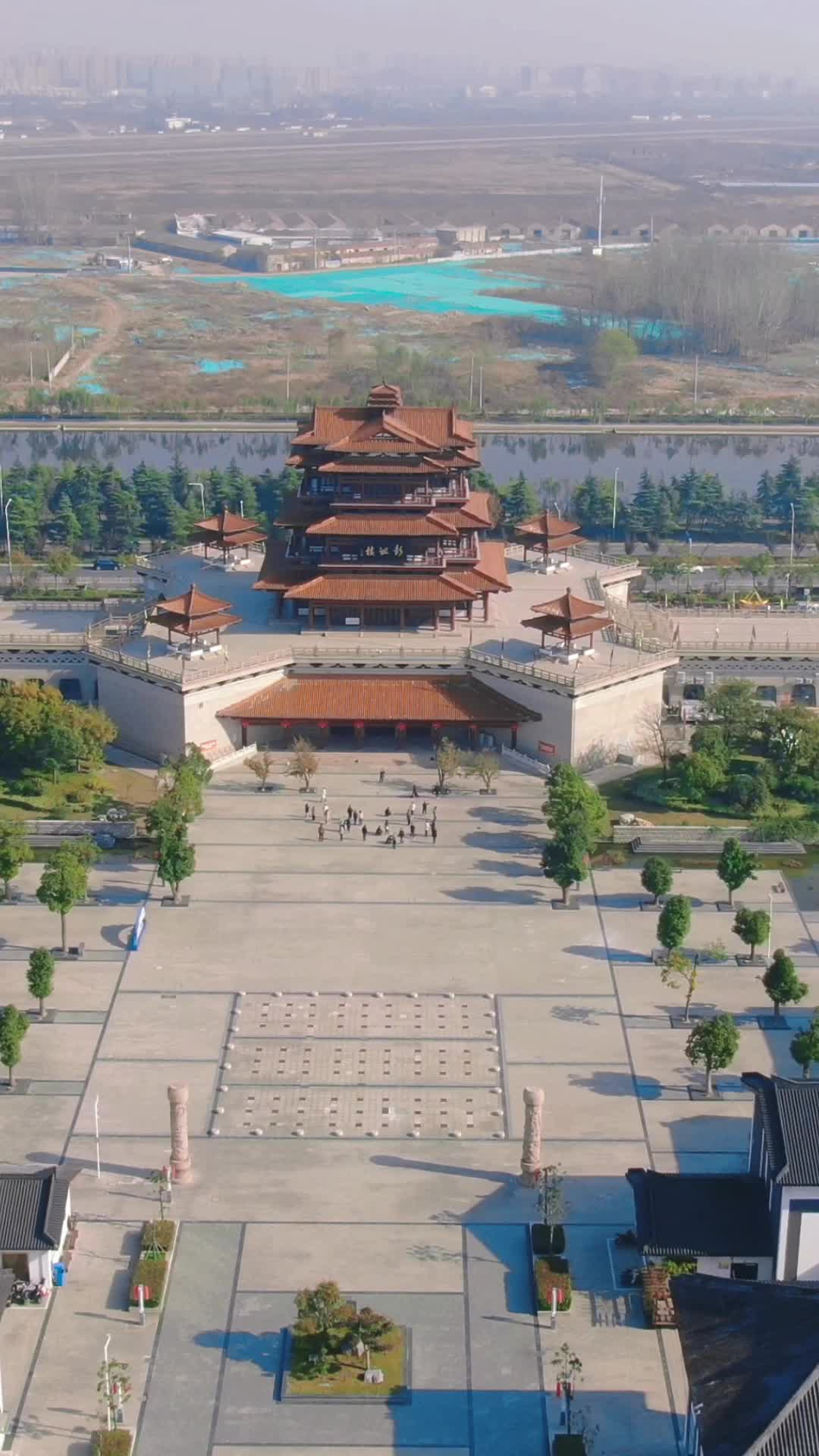 航拍江苏徐州城市地标建筑竖屏视频的预览图