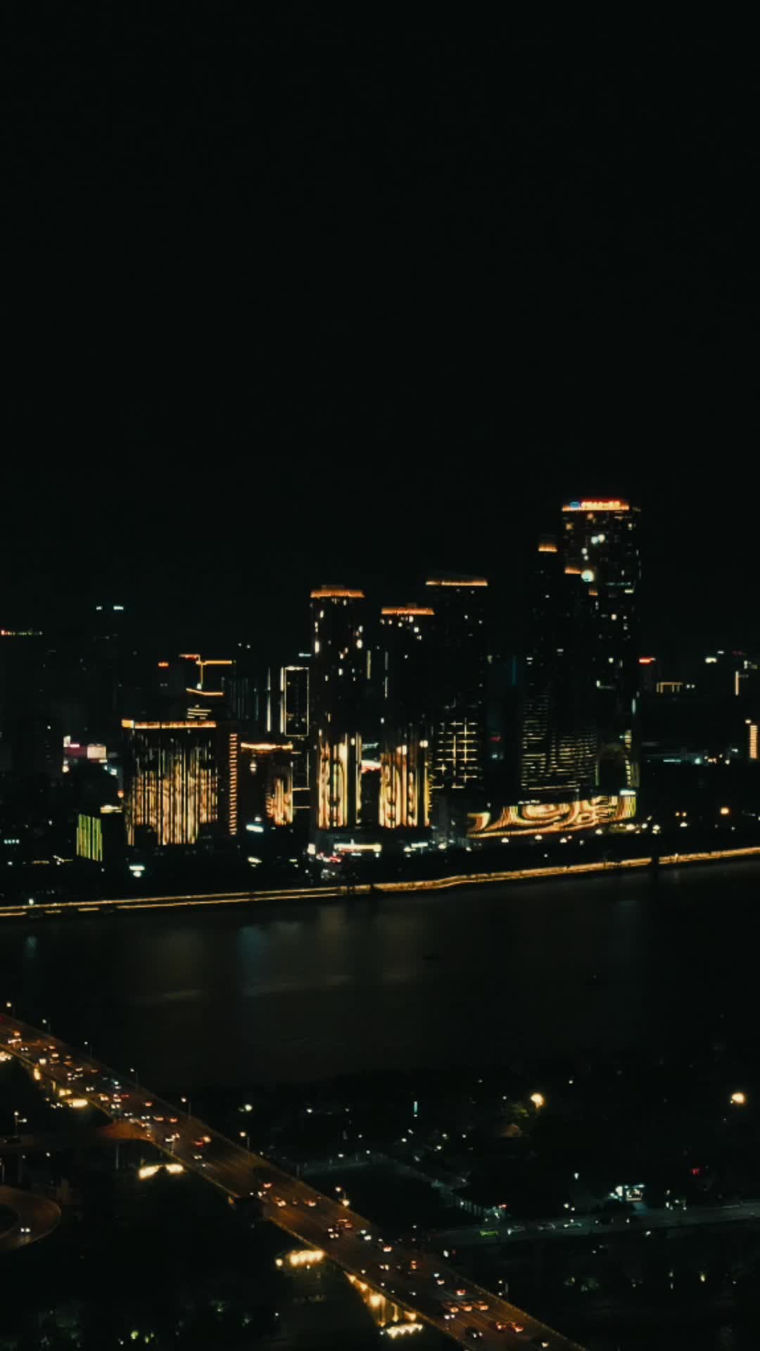 航拍湖南长沙城市夜景竖屏航拍视频的预览图