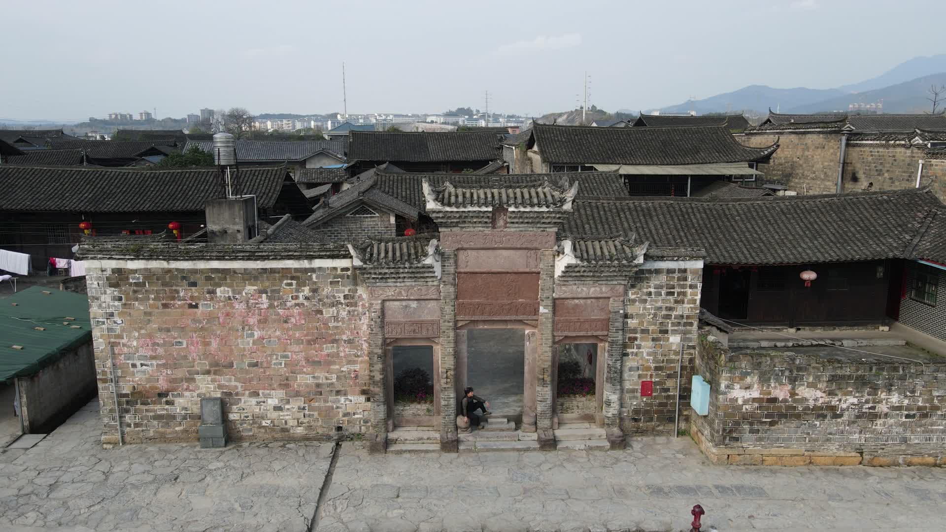 航拍湖南怀化荆坪古村古建筑视频的预览图