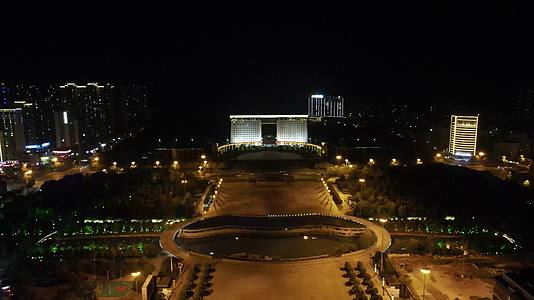 航拍湖南吉首人民政府世纪广场夜景视频的预览图