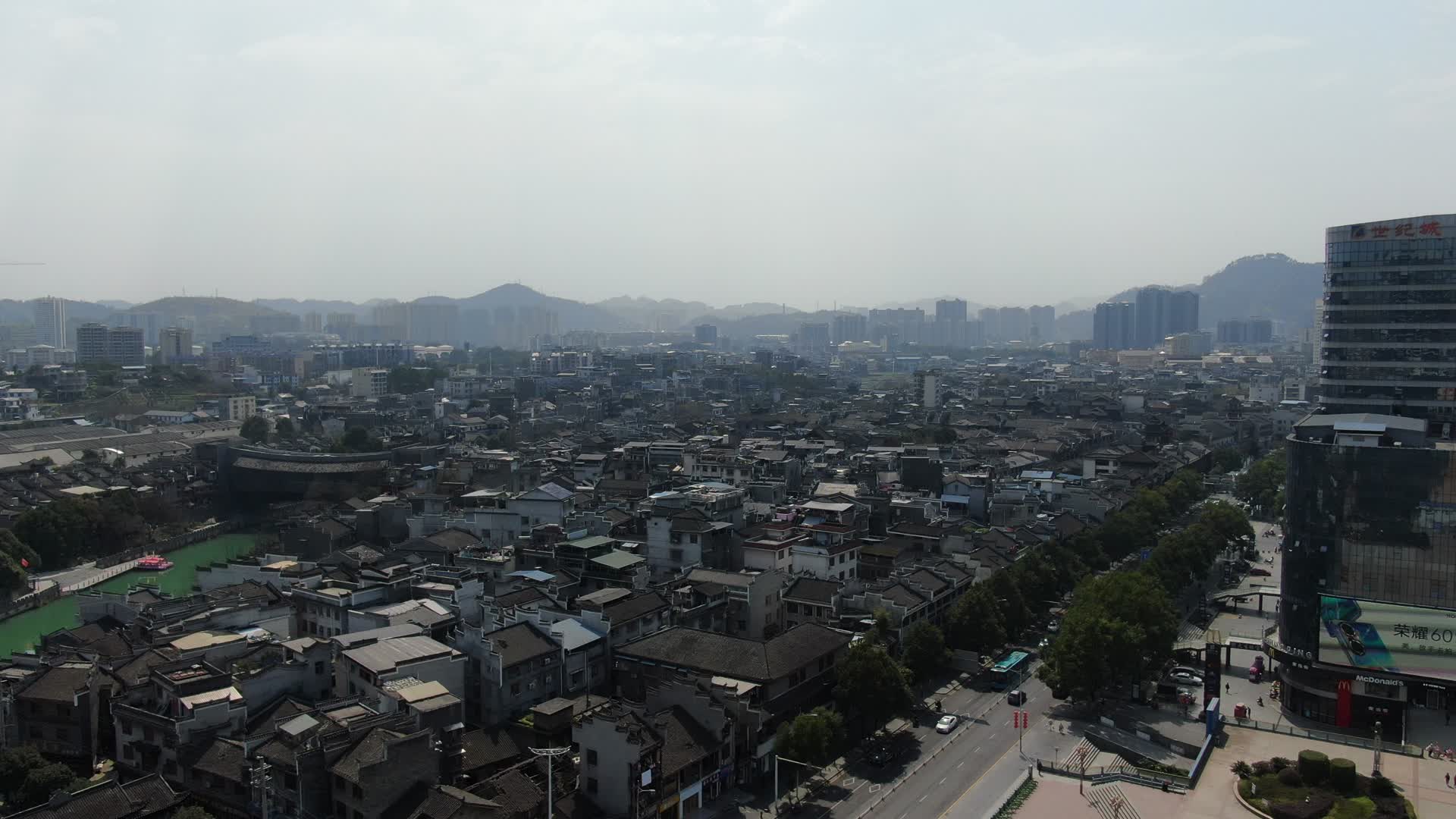 航拍湖南湘西城市风光视频的预览图