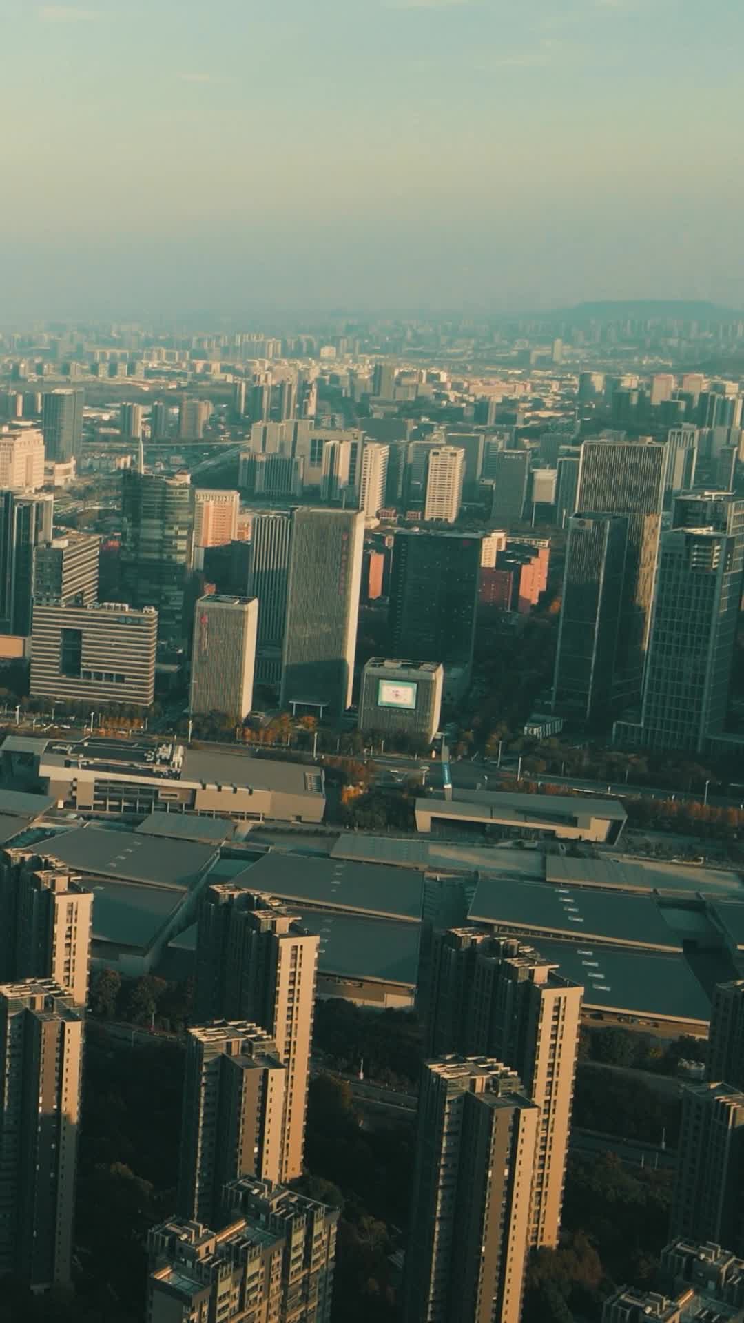 南京河西商务建筑航拍视频的预览图