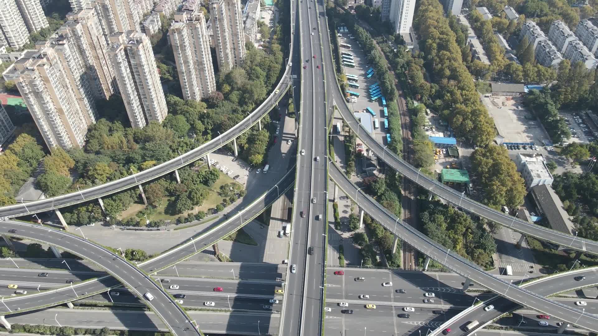 江苏南京双桥门立交桥航拍视频的预览图