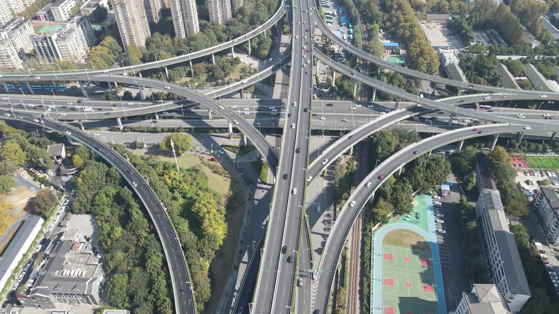 南京双桥门立交桥航拍视频的预览图