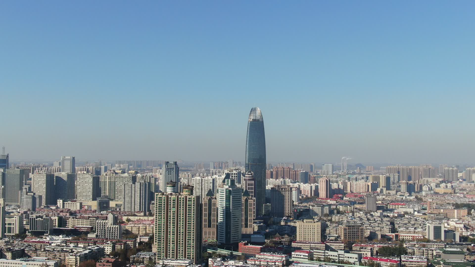 航拍济南城市风光地标建筑视频的预览图