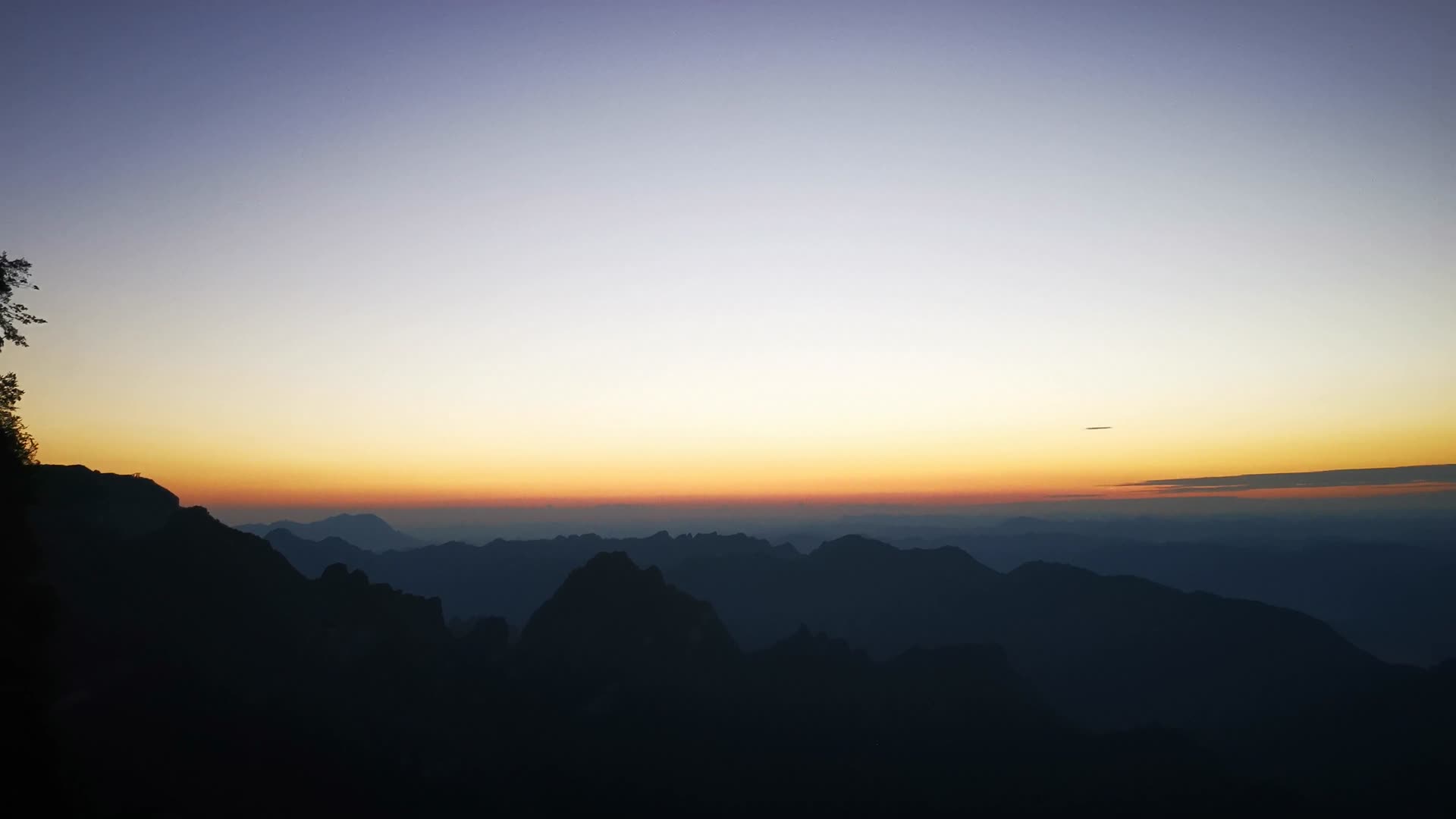 实拍大自然日落晚霞夕阳西下视频的预览图