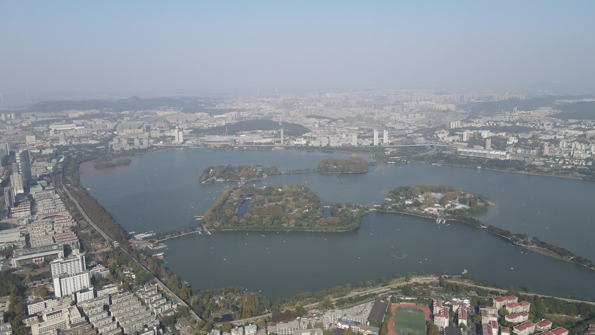 航拍南京城市风光地标建筑视频的预览图
