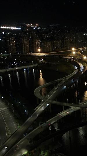 竖屏航拍城市夜景交通移动延时视频的预览图