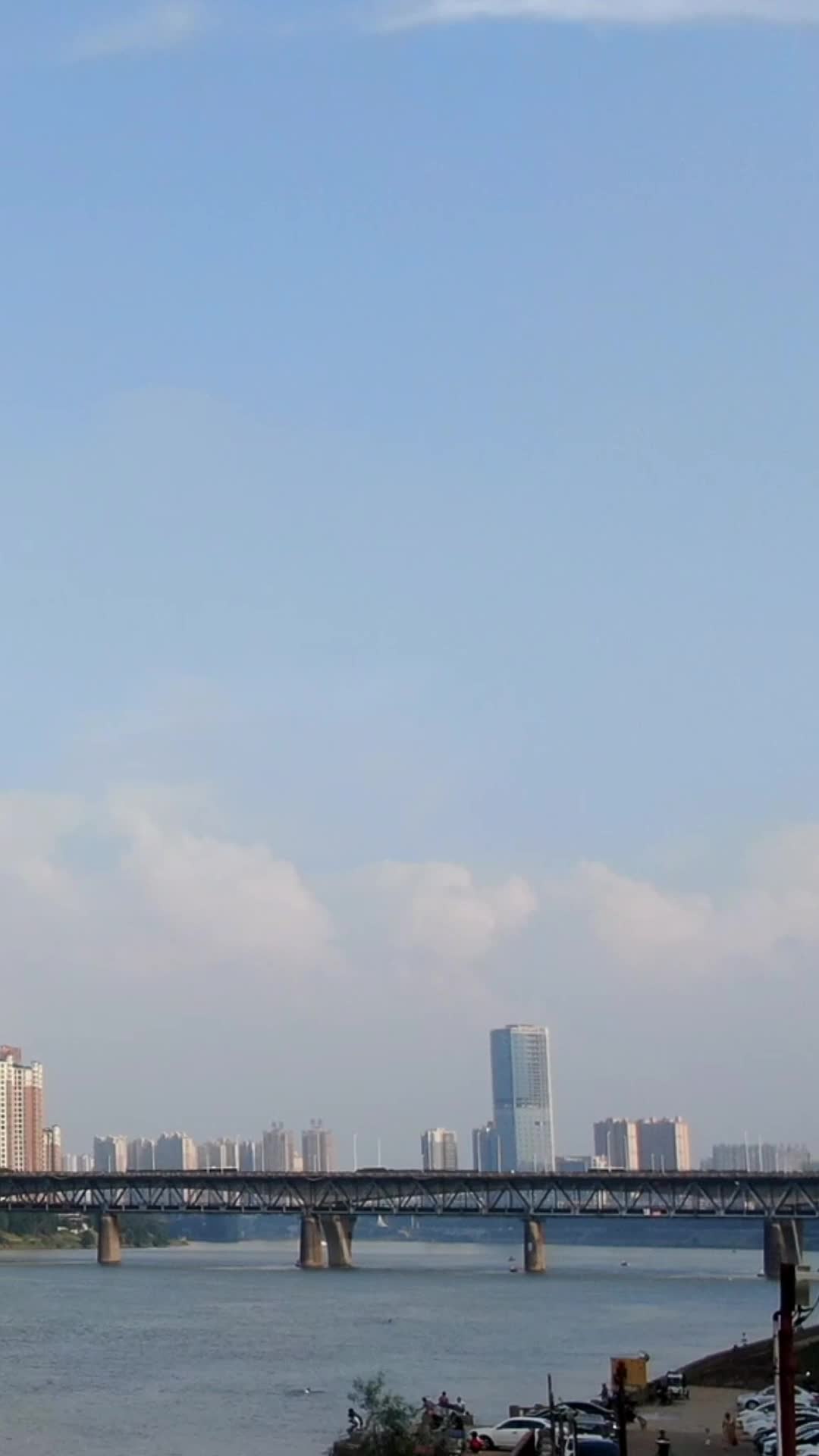湖南衡阳城市风光竖屏航拍摄影视频的预览图