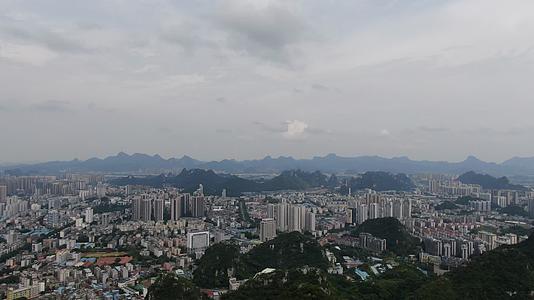 航拍广西柳州城市大山风光视频的预览图