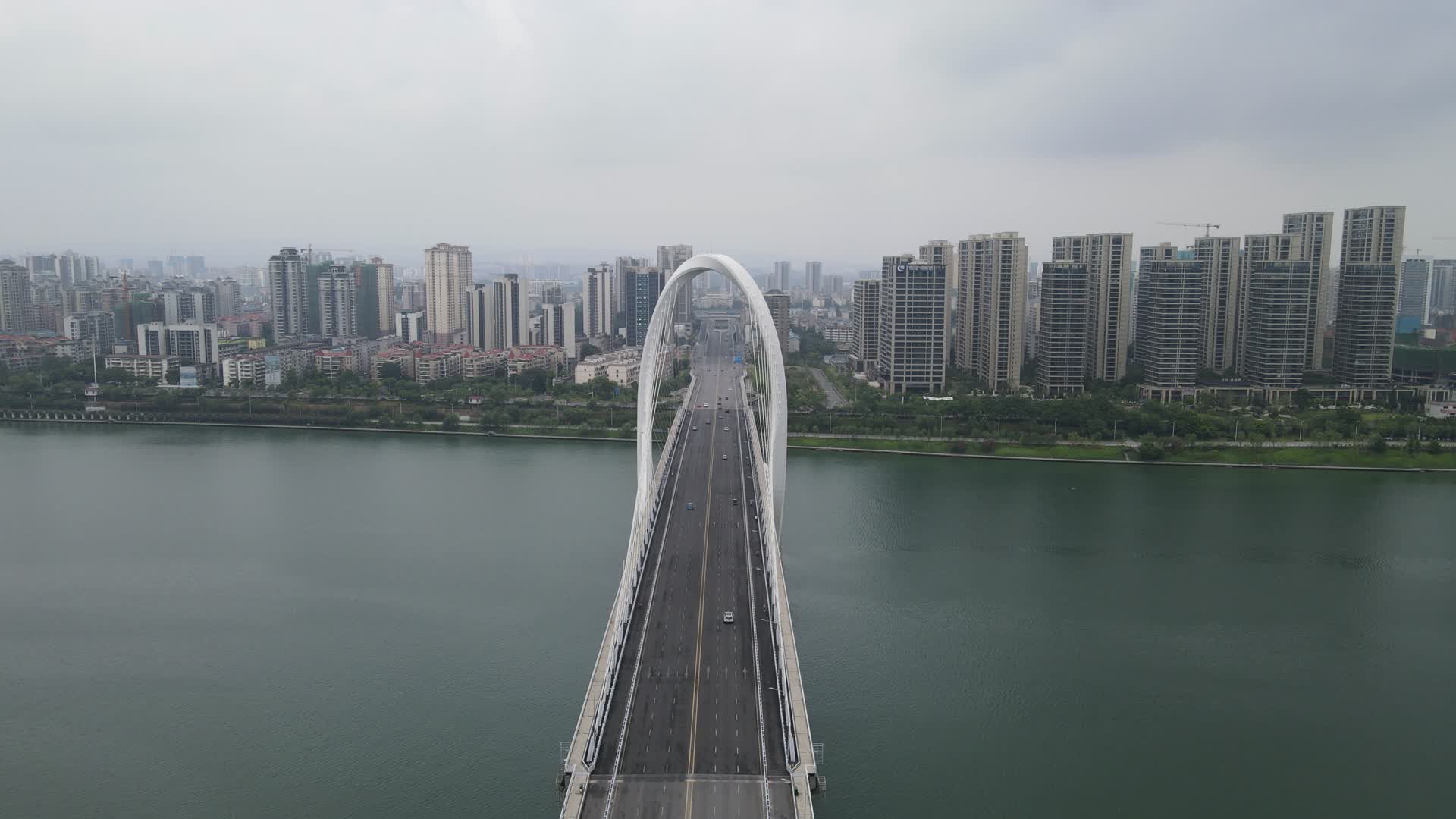 航拍广西柳州柳江白沙大桥视频的预览图