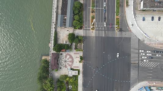 航拍湖南长沙湘江路交通视频的预览图