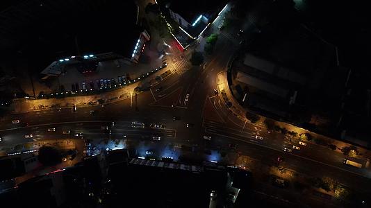 航拍湖南长沙城市夜景交通视频的预览图