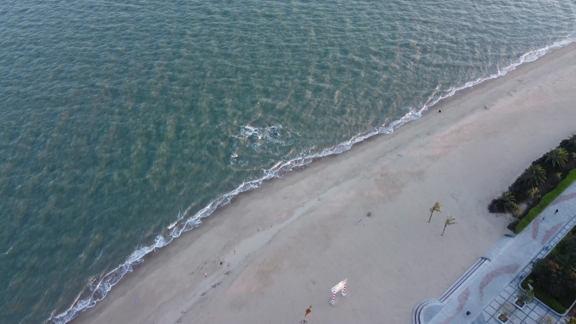 厦门海边航拍视频的预览图