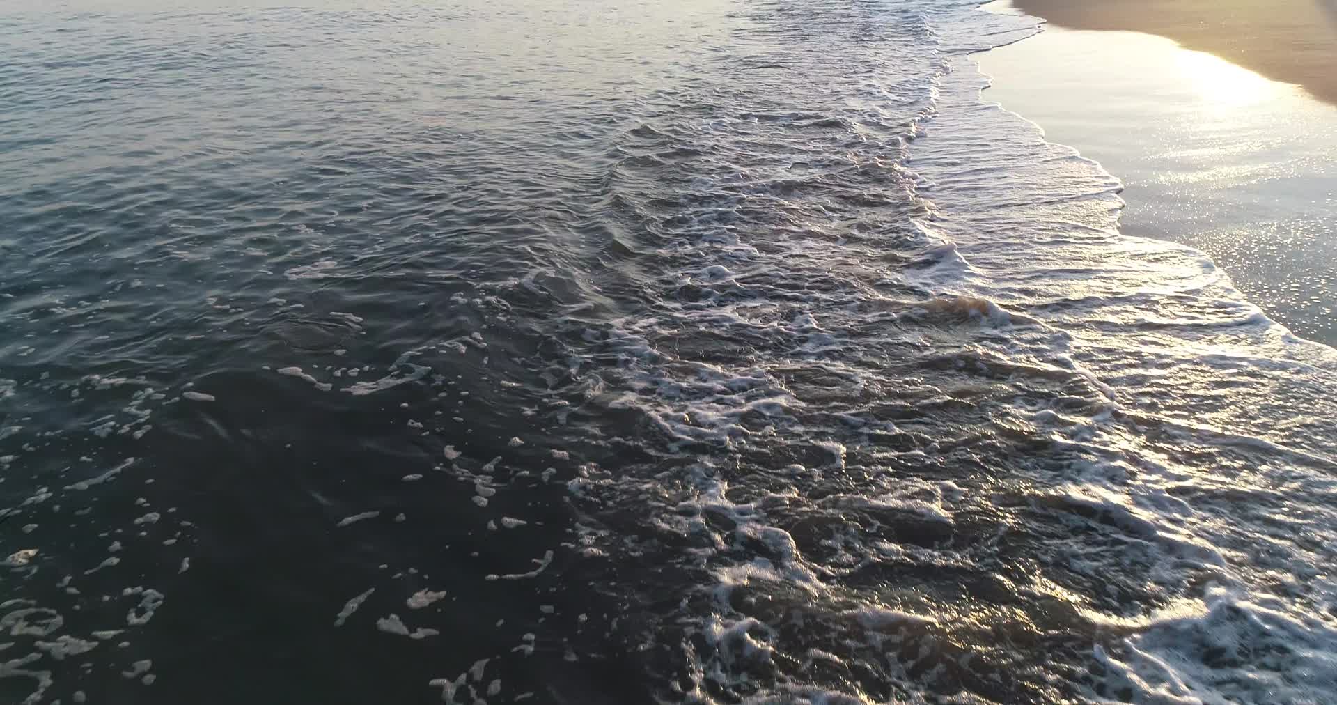 厦门市海边航拍视频的预览图
