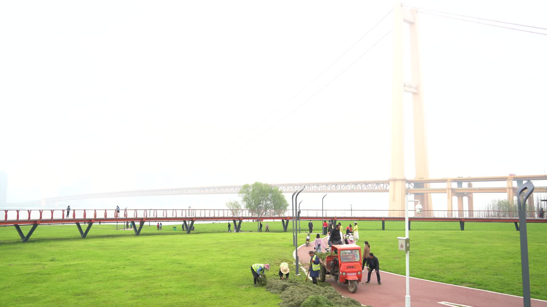 武汉洪山白沙洲江滩公园视频的预览图
