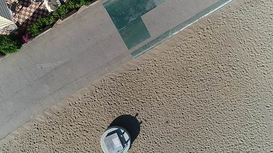 俯拍厦门市海边视频视频的预览图