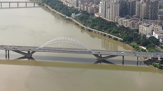 航拍江西赣州漳水大桥视频的预览图