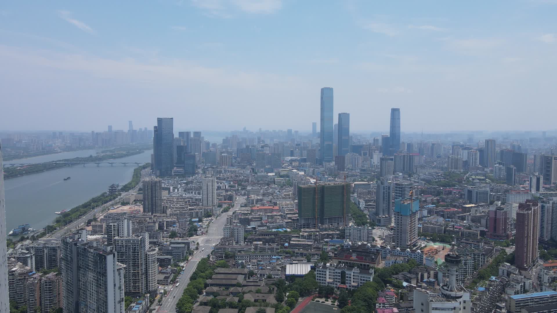湖南长沙城市天际线航拍视频的预览图
